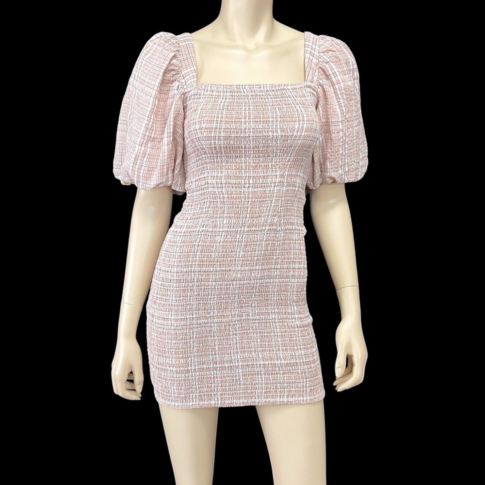 Atoir Dress Women Size 4 Small Peach Pink Smocked Mini‎ Puff Sleeves Pixie